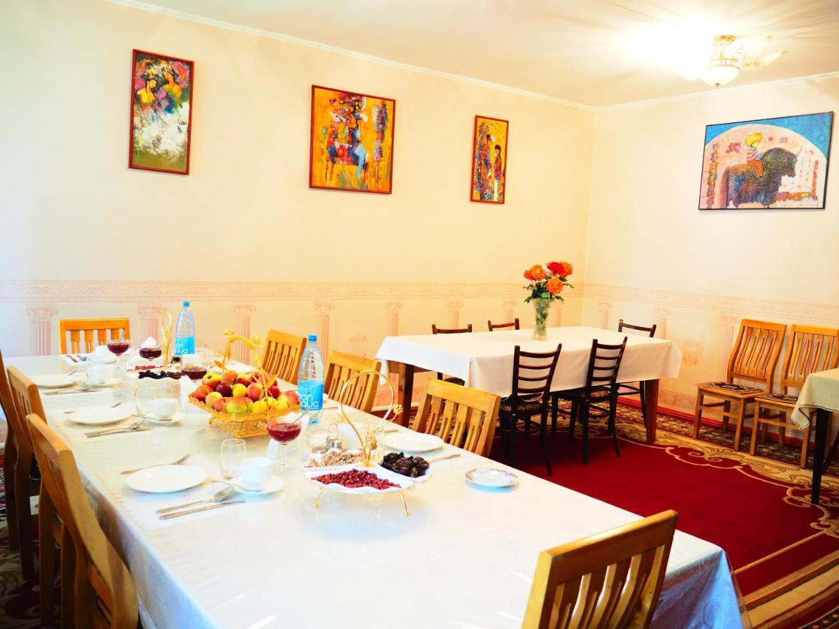 Baktygul Guesthouse Naryn Exterior foto