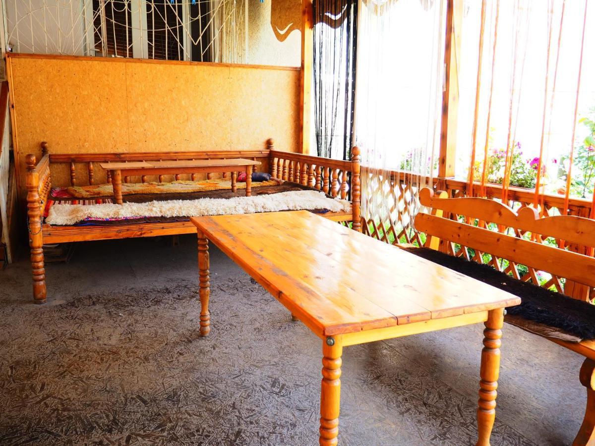 Baktygul Guesthouse Naryn Exterior foto
